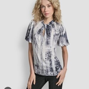 DKNY Black and White Patterned Blouse